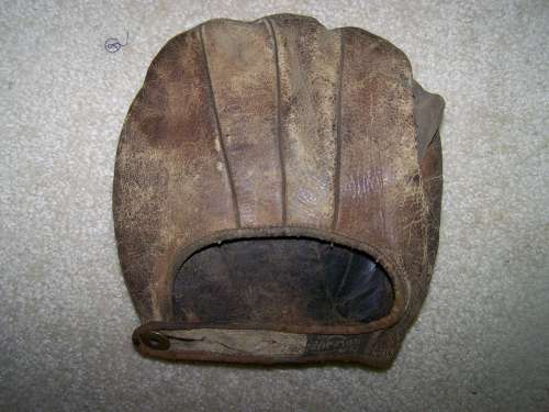 A.J. Reach Fielders Mitt Back